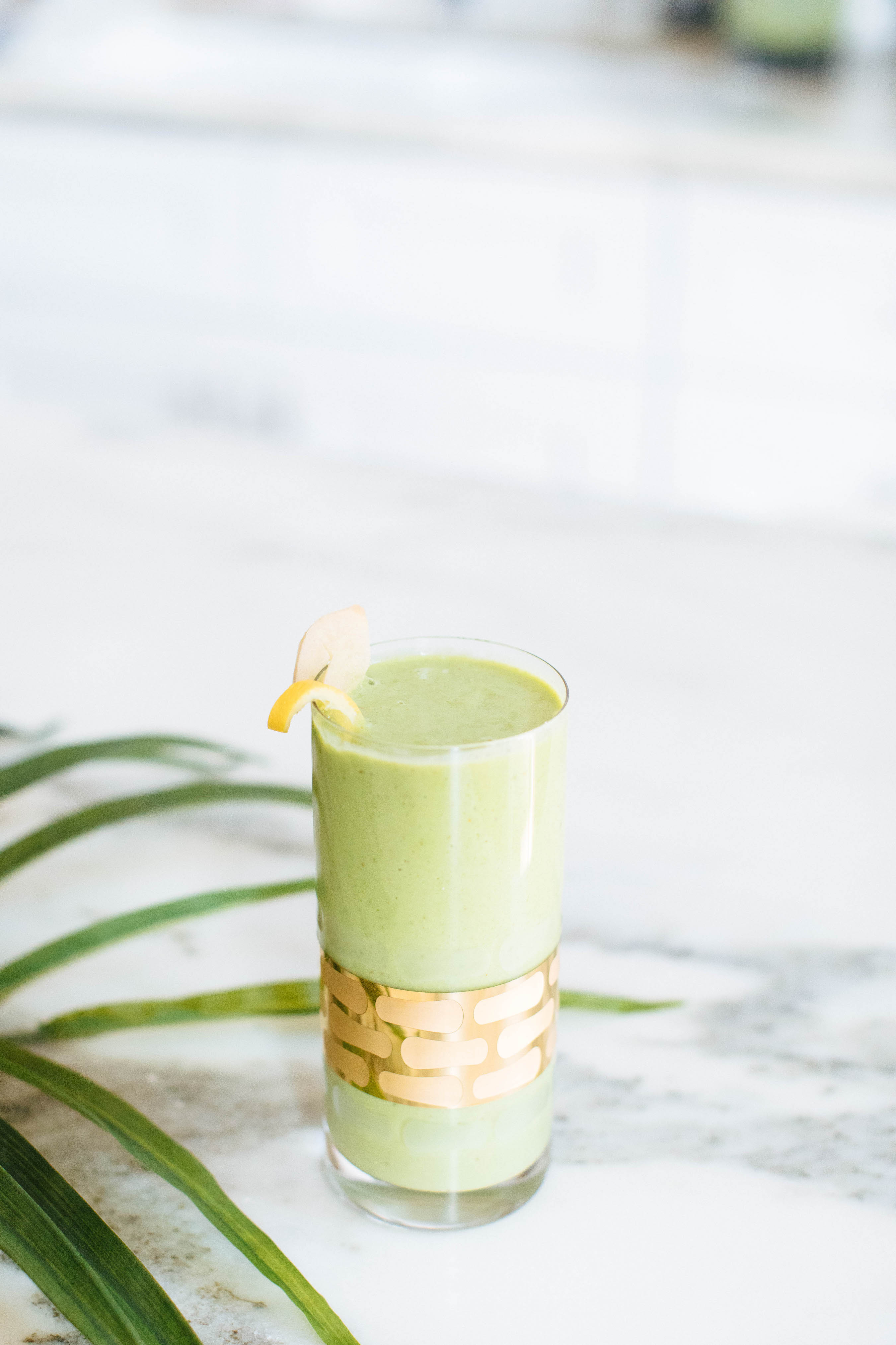 5 Minute Spinach Smoothie | Nutrition Stripped